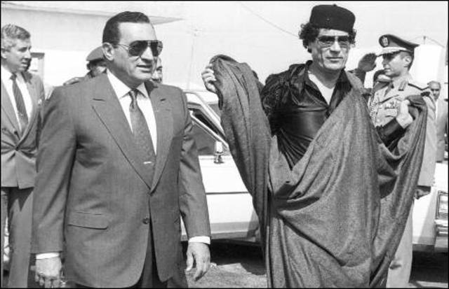 Reunión de Gaddafi con Hossni Mubarak