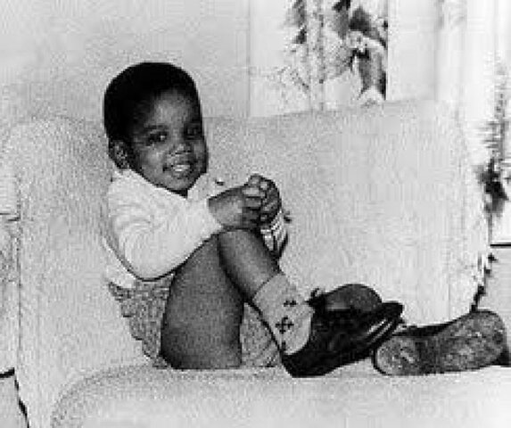 Infancy Ages 0-3, Basic Trust vs Mistrust