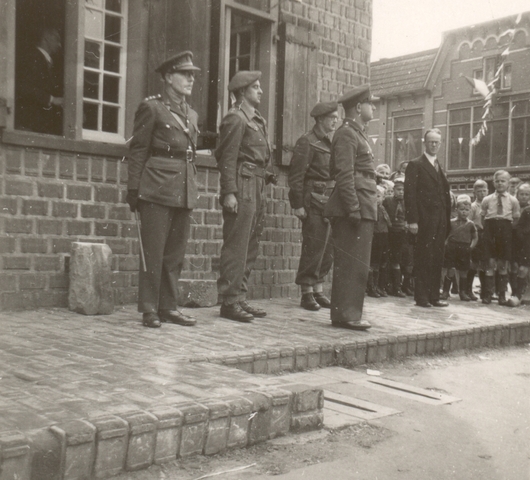 Defilé ter ere van de bevrijding