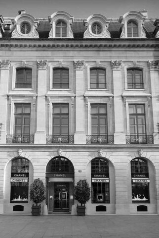 Elle a fondé sa maisón de couture "Mode Chanel"