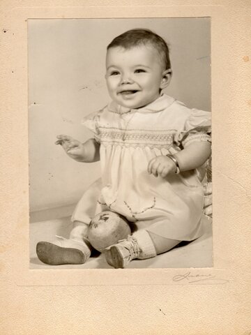 Naissance de Francine Lefebvre