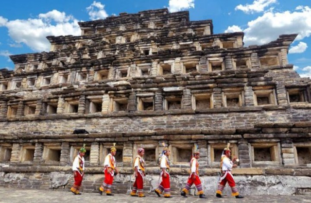 Alianza con los totonacas e inicio de la guerra política