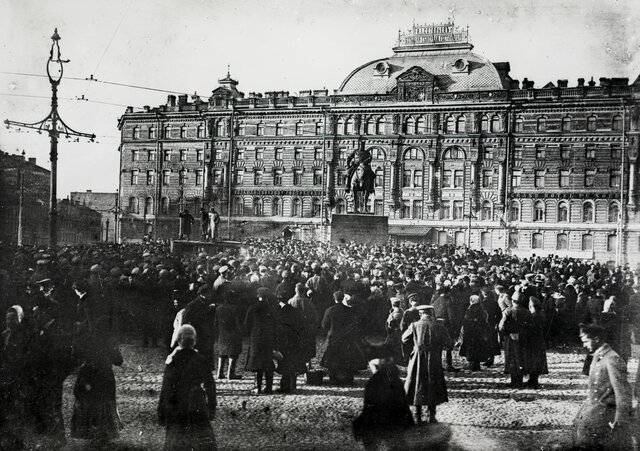 Переход солдат, арест, ВКГД