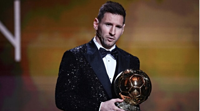 Messi wins his first Ballon d’Or award for Barcelona