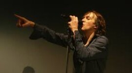 Timeline: Biographie de Cali