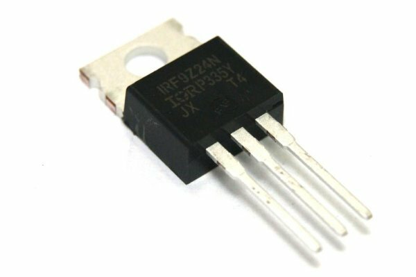 Primer transistor