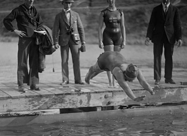 First U.S. Woman Wins all Swimming Events at Olympics