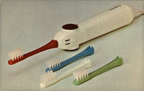 ¿Cuál fue él primer cepillo dental eléctrico?