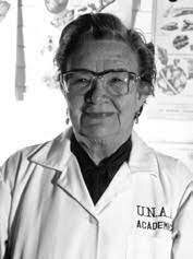 Ana Hoffmann Mendizábal donó su colección de ácaros y su hemeroteca personal,