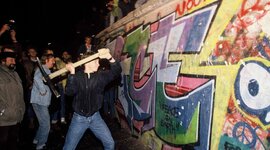 Timeline: Berlin Wall