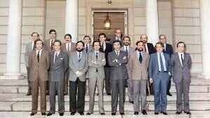 Gobiernos socialistas y de derecha ( 1982- actualidad)