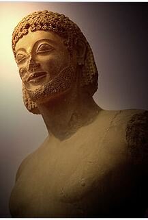 GRECIA. Escultura griega arcaica. Detalle de Kouros Rampin