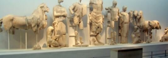 GRECIA. Frontón oeste de Zeus en Olimpia