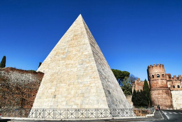 Pirámide de Caio Cestio (Roma)