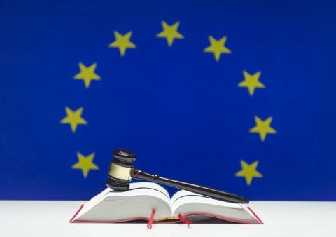 CARTA DE LOS DERECHOS FUNDAMENTALES EN LA UNIÓN EUROPEA