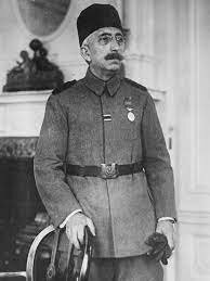 Muere Mehmed V y asume Mehmed VI (hermano)