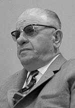Asume Presidente Cevdet Sunay (militar)
