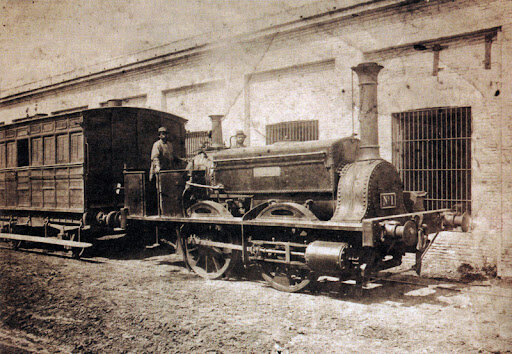 CIRCULA EL PRIMER TREN REGULAR DE PASAJEROS.