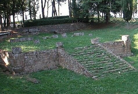 ROMA. Ruinas de un templo en Voisines (Orvieto). Arte Etrusco. Siglo V a.C.