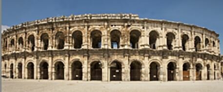 ROMA. Anfiteatro Nimes (Francia)