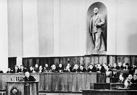 Khrushchev calls for peaceful coexistance