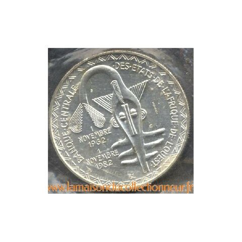 Rhodesia creates silver money