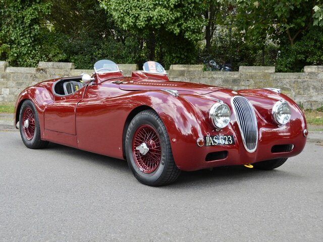Выпуск одного из величайших спортивных автомобилей Jaguar XK120
