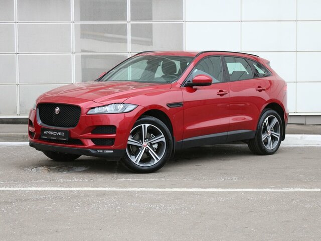 Первый в истории компании кроссовер Jaguar F-PACE