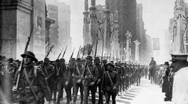 Timeline: Trayectoria de Estados Unidos durante la Primera Guerra Mundial. Estados Unidos enfrentamientos con España