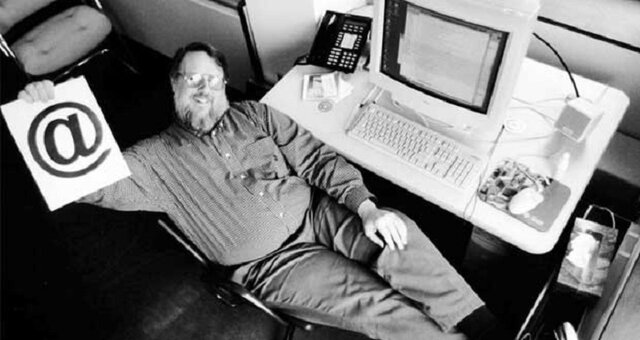 Premier ordinateur connecté en réseau hors USA et invention de l'email par Ray Tomlinson