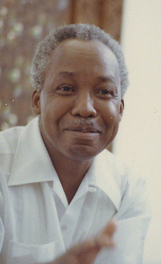 Julius Kambarage Nyerere (1922 - 1999) -  Educación para la autoconfianza