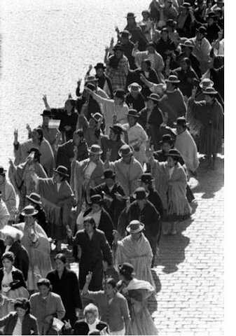 Fundación  de 3 normales rurales