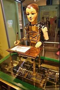 Automate Dessinateur-Ecrivain