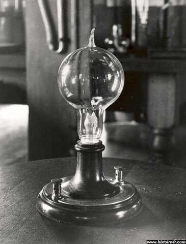 Ampoule électrique - Thomas Edison