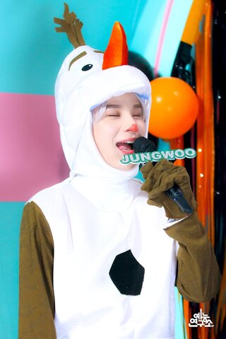 MC/ Show! Music Core