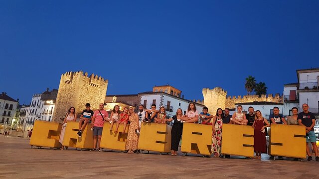 Nos vamos pal Jerte. Madrigal de la Vera y Malpatida de Plasencia. CR Encantos de Monfragüe