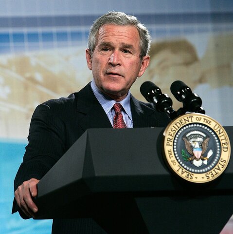 President Bush gives Iraq 24 hrs to leave Kuwait