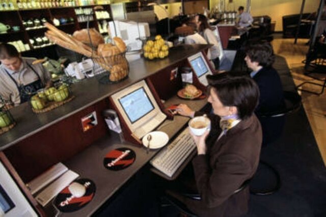 Web Users Reach 36 Million, is Now Biggest User Community