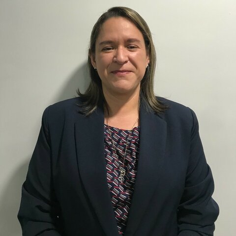 Arq.Sharon Araya directora de la carrera de Arquitectura de la UC