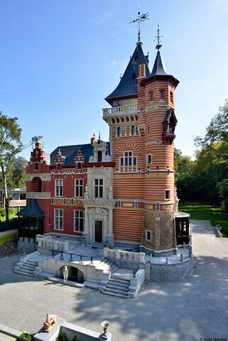 Chateau Charles Albert