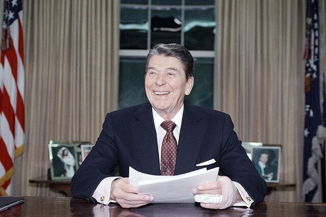 Ronald Reagan Gives His Farewell Address