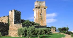 Após obras de reconstrução