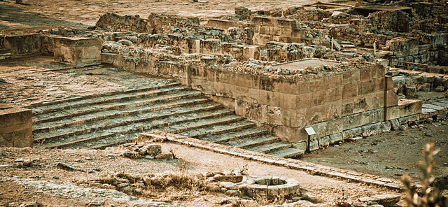 Una catastrofe misteriosa e l'inizio della fase neopalaziale