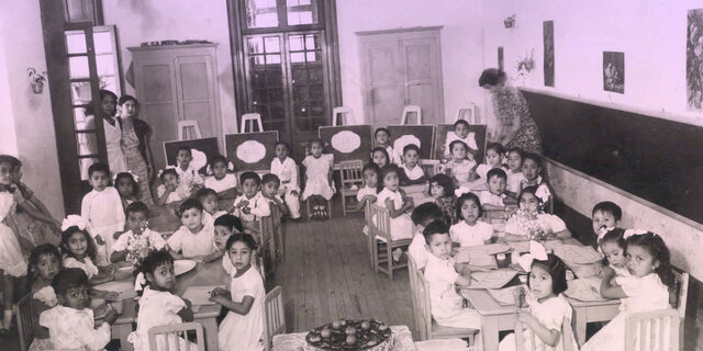 Se inaugura la Escuela de Parvulos No. 1