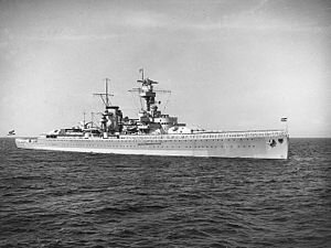 Acorazados Deutschland, Admiral Graf Spee y Admiral Scheer, cada uno con 8 motores diesel de dos tiempos y doble acción y una potencia total de 52 050 CV.