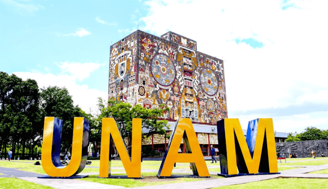 DÍAZ CREÓ LA UNAM.