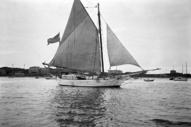 les premiers bateaux à voile