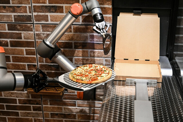 robot pizzaiolo