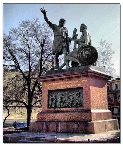Памятник Минину и Пожарскому в Москве