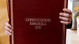 Constitución